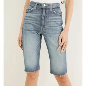 GUESS. Cut off shorts